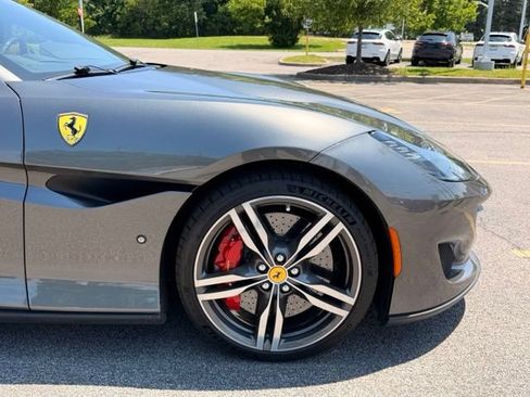 Used 2020 Ferrari Portofino RWD image 35