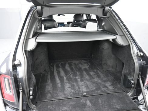 Certified 2024 Rolls-Royce Cullinan Black Badge AWD/4WD image 36
