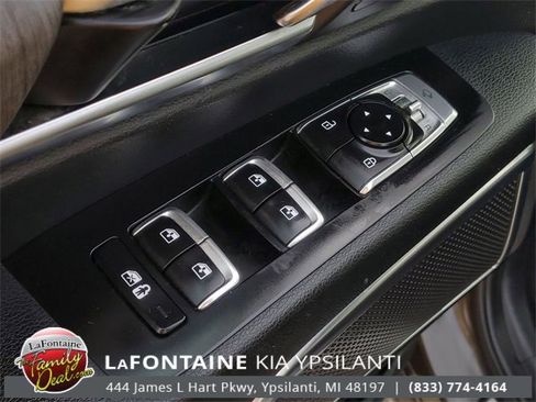 Used 2023 Kia Telluride SX image 16