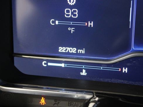 Used 2024 Chevrolet Silverado 2500 LTZ AWD/4WD image 13