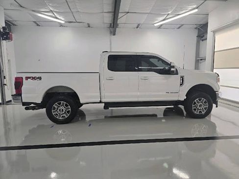 Used 2022 Ford F250 Lariat w/ Lariat Value Package image 9