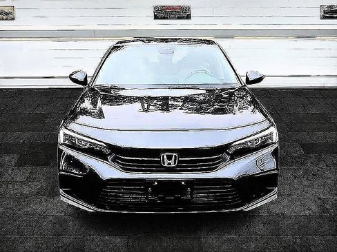 Used 2024 Honda Civic EX image 2