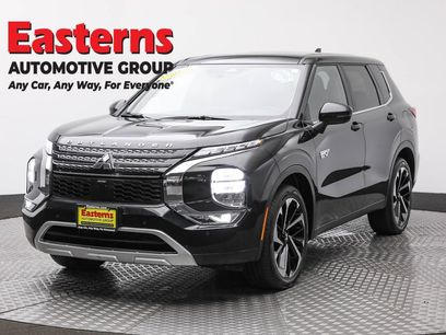Used 2023 Mitsubishi Outlander SE