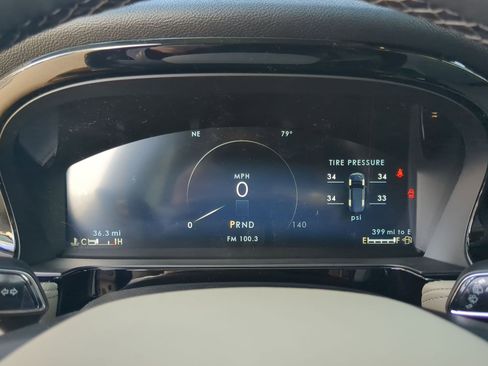 New 2026 Lincoln Corsair Premiere FWD image 13
