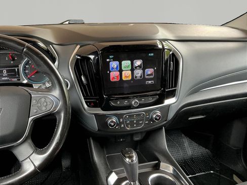 Used 2019 Chevrolet Traverse LT w/ LPO, Floor Liner Package FWD image 9