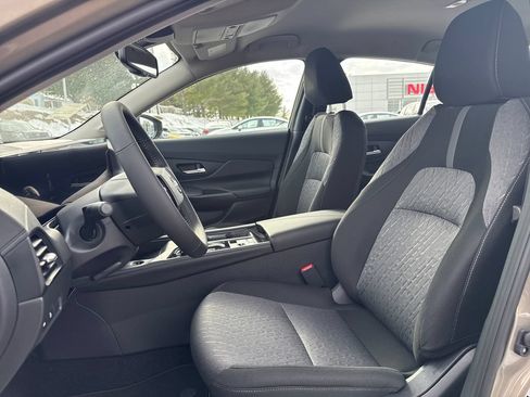 New 2026 Nissan Sentra SV w/ SV Convenience Package FWD image 10