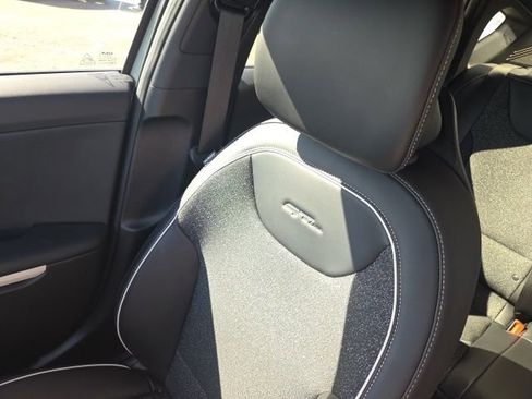 Used 2025 Kia K4 GT-Line image 24