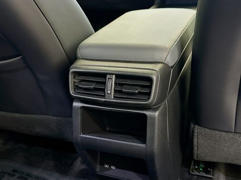 Used 2025 Honda Prologue Touring image 16