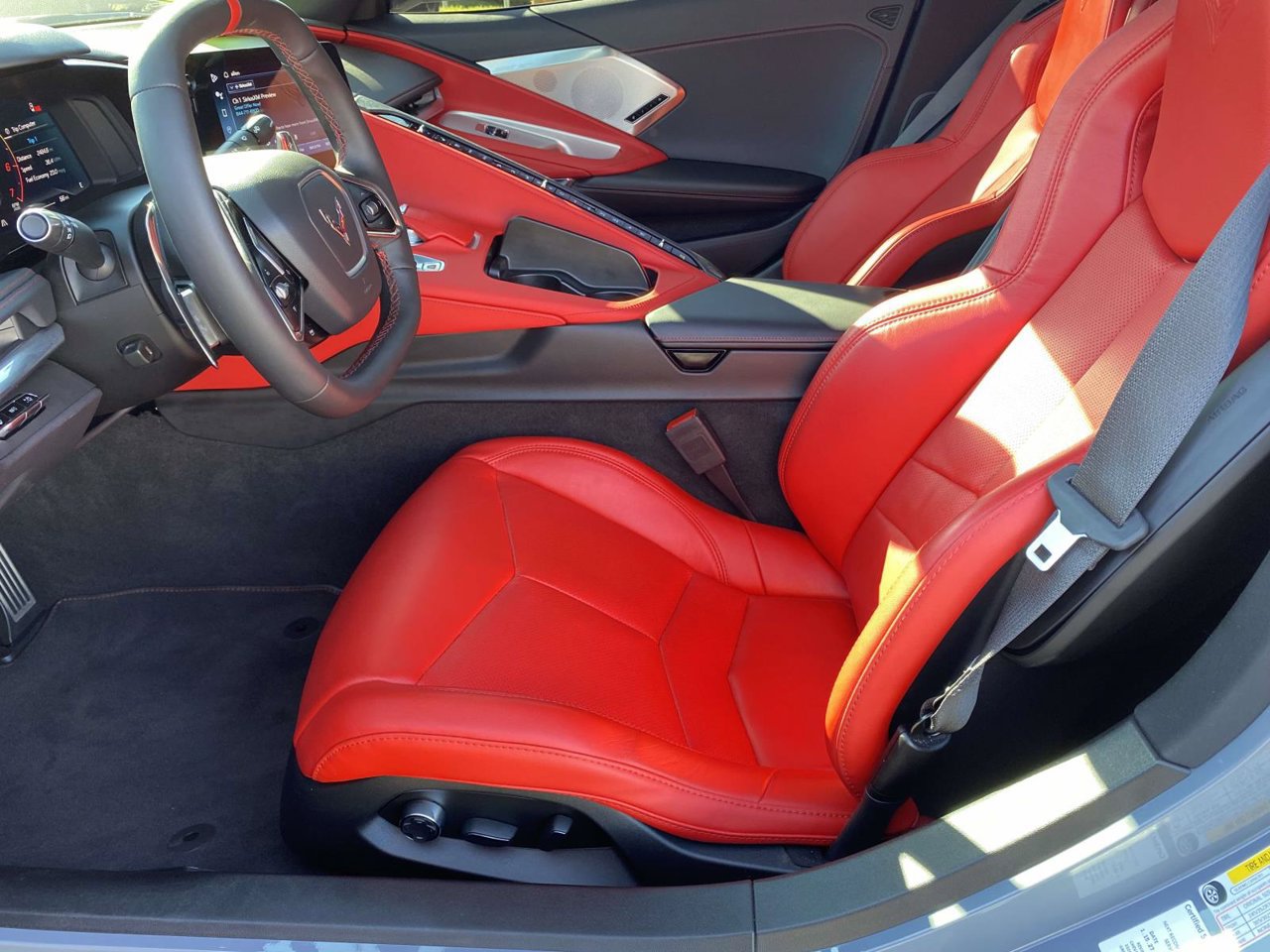 Used 2024 Chevrolet Corvette Stingray Preferred Cpe w/ Z51 Performance Package RWD image 20