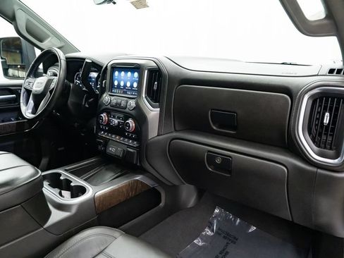Used 2023 GMC Sierra 3500 Denali w/ Denali Ultimate Package AWD/4WD image 31