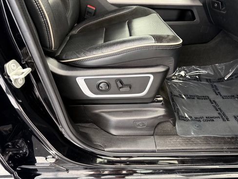 Used 2023 RAM 1500 Laramie AWD/4WD image 20
