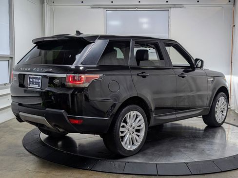 Used 2016 Land Rover Range Rover Sport HSE image 9