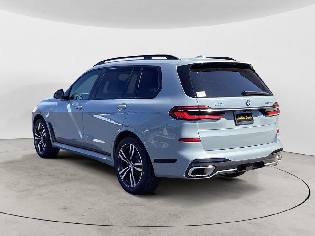 Used 2024 BMW X7 xDrive40i w/ M Sport Package AWD/4WD image 7