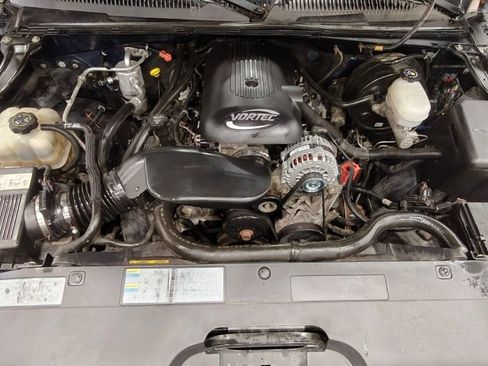 Used 2005 Chevrolet Silverado 1500 LS image 31