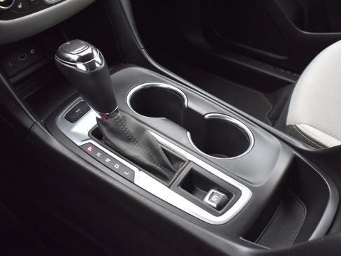 Used 2019 Chevrolet Equinox LT AWD/4WD image 59
