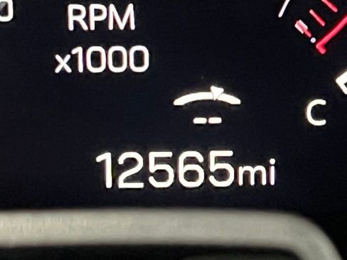 Used 2025 GMC Yukon Denali Ultimate w/ LPO, Floor Liner Package image 27