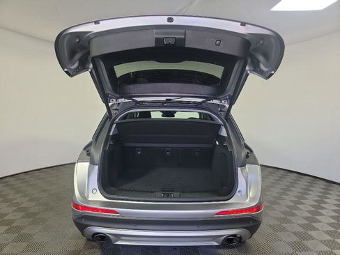 Used 2021 Lincoln Corsair AWD w/ Premium Package image 6