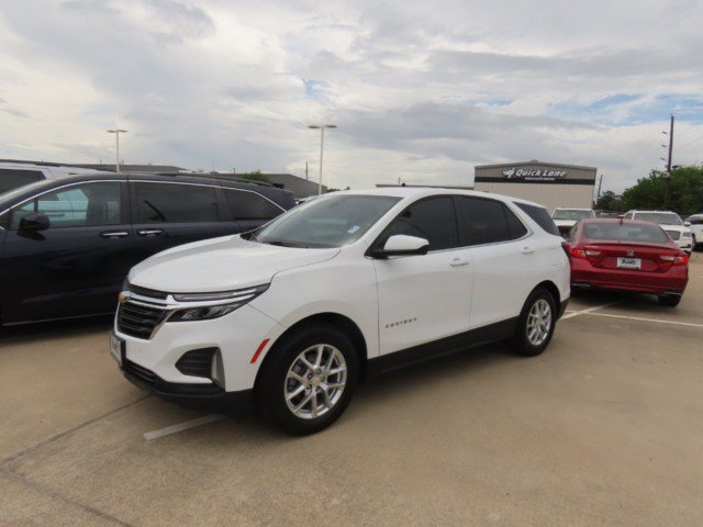 Used 2024 Chevrolet Equinox LT FWD image 2