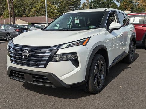 New 2026 Nissan Rogue SV AWD/4WD image 3