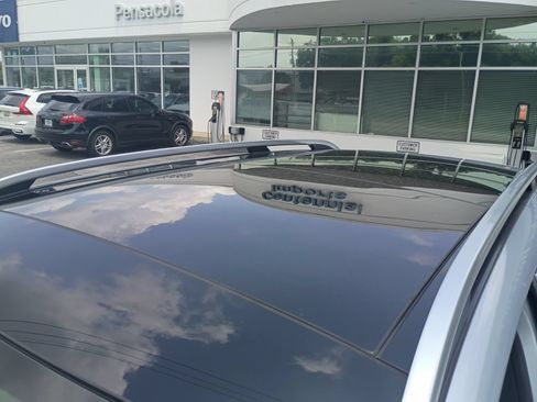 Certified 2025 Mercedes-Benz GLE 350 4MATIC image 12