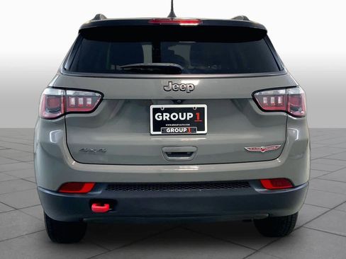 Used 2019 Jeep Compass Trailhawk AWD/4WD image 4
