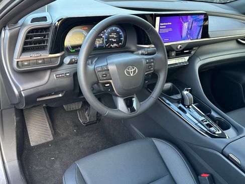 New 2026 Toyota Crown XLE image 24