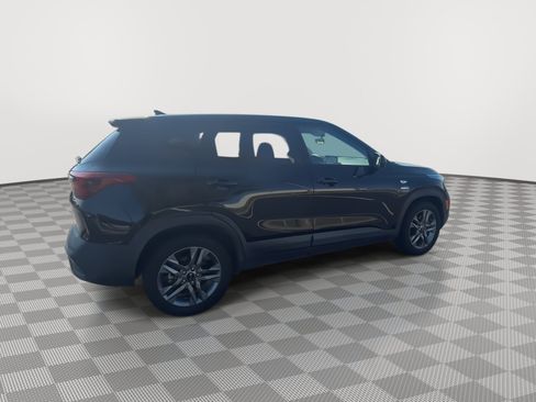 Used 2021 Kia Seltos LX AWD/4WD image 8