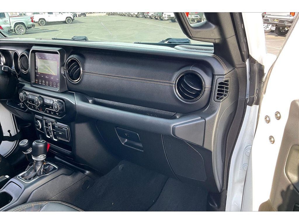 Used 2023 Jeep Gladiator Overland AWD/4WD image 17