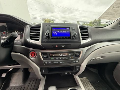 Used 2019 Honda Ridgeline RTL image 9