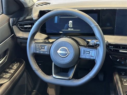 New 2026 Nissan Kicks SR image 17