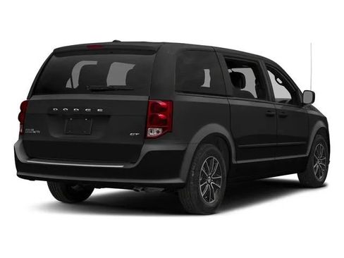 Used 2018 Dodge Grand Caravan GT FWD image 2