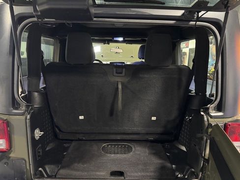 Used 2016 Jeep Wrangler Sport AWD/4WD image 10