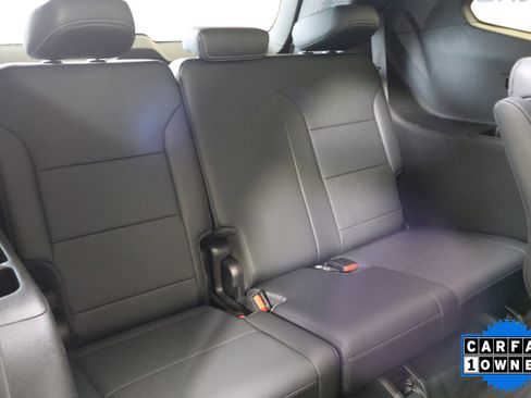 Used 2025 Buick Enclave Preferred image 22