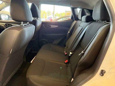 Used 2019 Nissan Rogue Sport S w/ Appearance Package AWD/4WD image 22