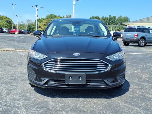 Certified 2020 Ford Fusion SE FWD image 3