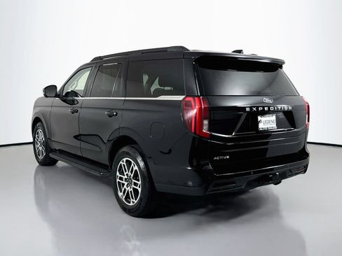Used 2025 Ford Expedition Active AWD/4WD image 7