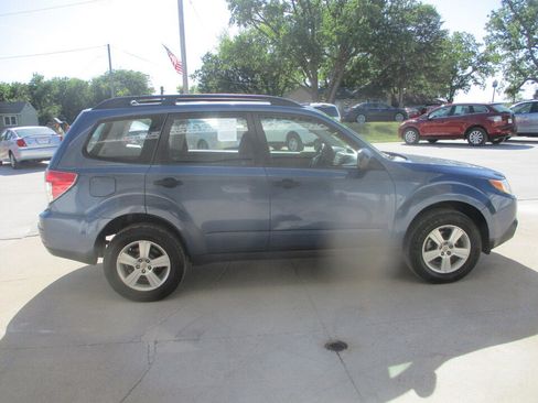 Used 2011 Subaru Forester 2.5X w/ Alloy Wheel Value Pkg AWD/4WD image 16