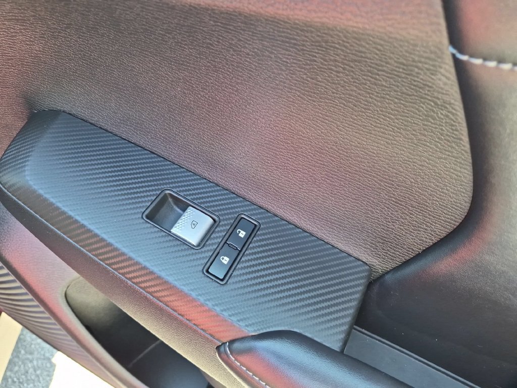 Used 2025 Mitsubishi Outlander SE AWD/4WD image 35