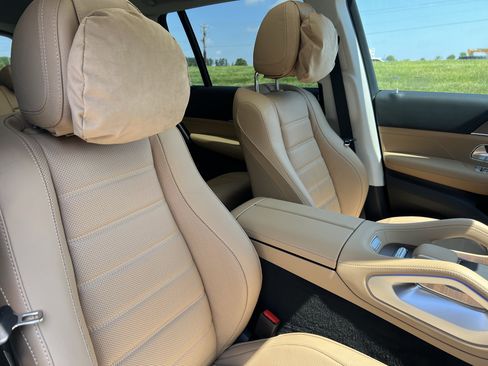 New 2026 Mercedes-Benz GLS 450 4MATIC image 21