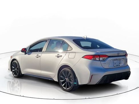 Used 2024 Toyota Corolla SE FWD image 7