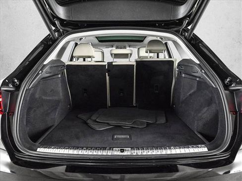 Used 2021 Audi Q3 2.0T Premium w/ Convenience Package image 6