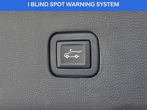 Used 2020 Buick Enclave Avenir w/ Avenir Technology Package image 22