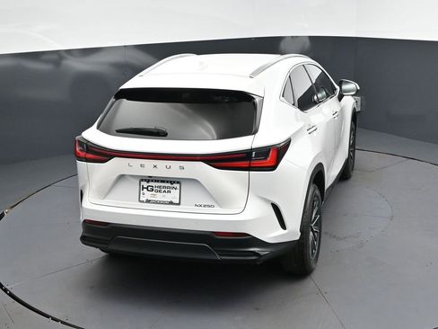 Used 2025 Lexus NX 250 FWD w/ Towing Package (2000 Lbs) image 34