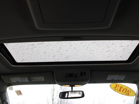 Used 2013 Nissan Armada Platinum image 33