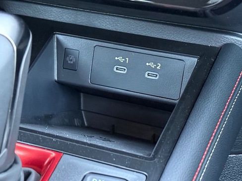 New 2025 Nissan Kicks SR w/ Illumination Package image 19