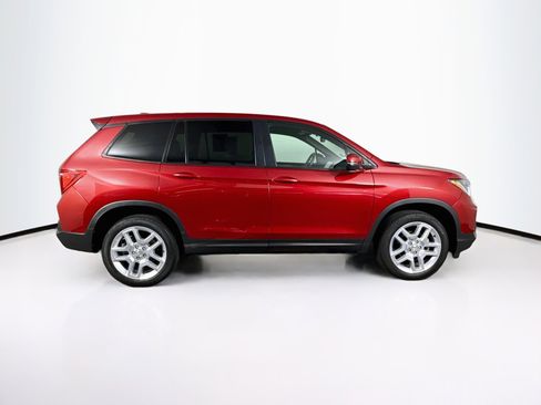 Certified 2025 Honda Passport EX-L image 2