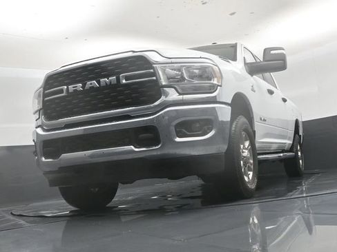 Used 2024 RAM 2500 Big Horn w/ Off Road Package AWD/4WD image 43