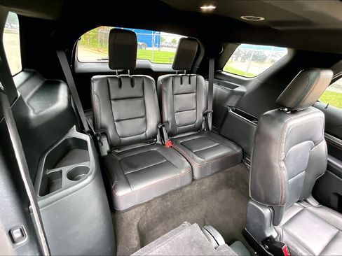 Used 2018 Ford Explorer Sport w/ Equipment Group 401A AWD/4WD image 20