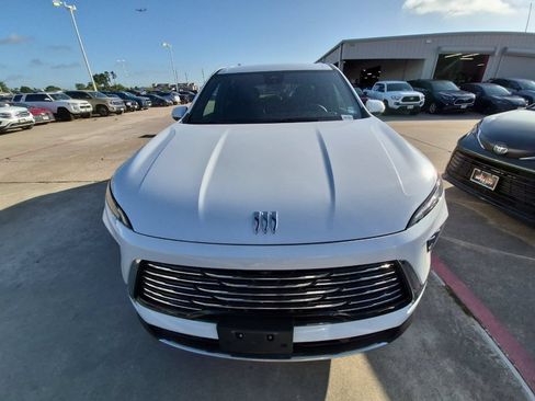 Used 2026 Buick Enclave Preferred FWD image 5