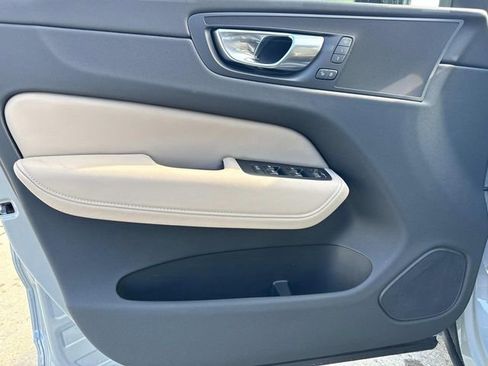 New 2026 Volvo XC60 B5 Core image 22